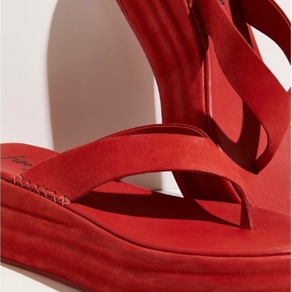 Free People Haven Thong Flatform Sandals NWT - Picture 3 of 13